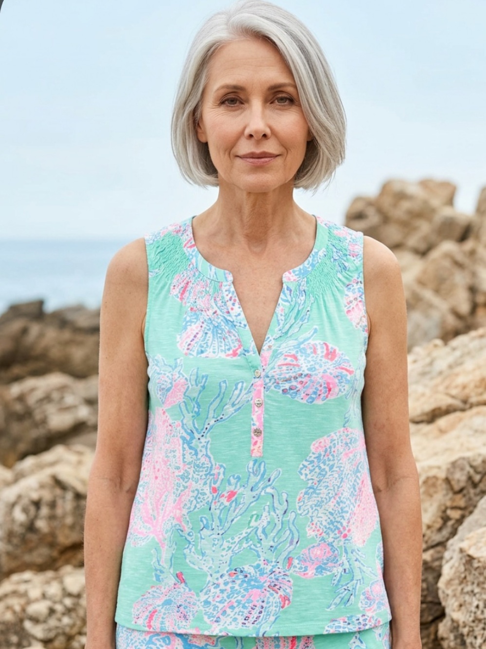 Lilly Pulitzer Coral Shell Print 
Sleeveless Blouse Pink Tunic XL Green Pink New